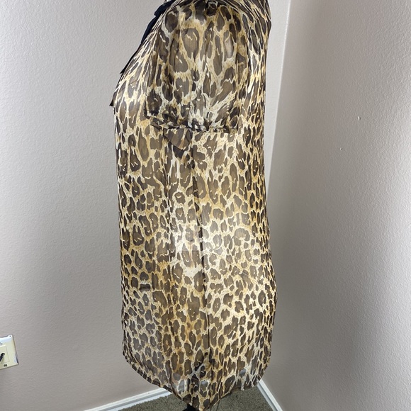 Forever 21 Twist Leopard Print Blouse - Picture 4 of 9